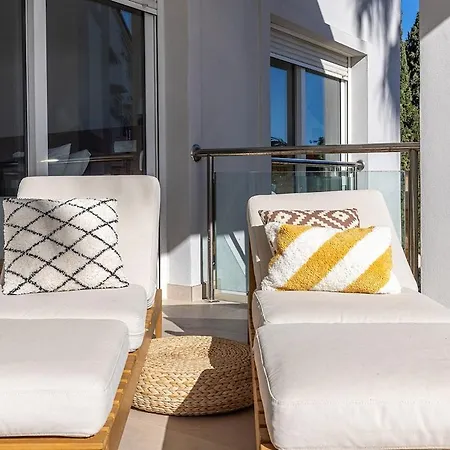 Gerenoveerd Diez: Groot Balkon & Zeezicht Apartamento Estepona