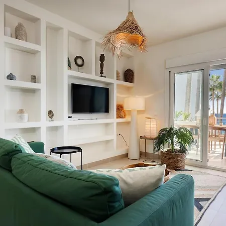 Appartamento Diez In Spacious Balcony And Sea View Estepona